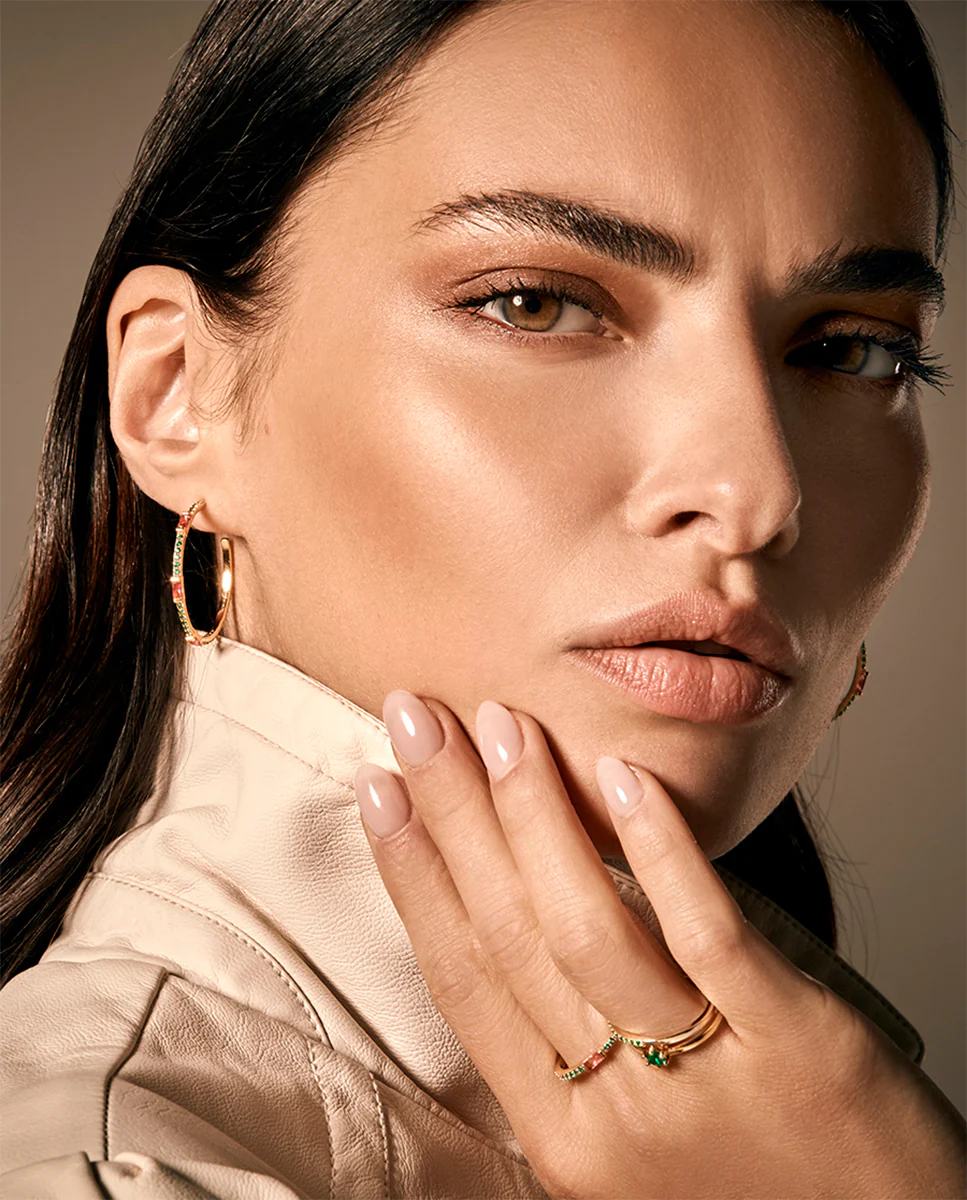 Anillo Clásica de plata de ley con baño de oro y circonita de color verde - Image 3