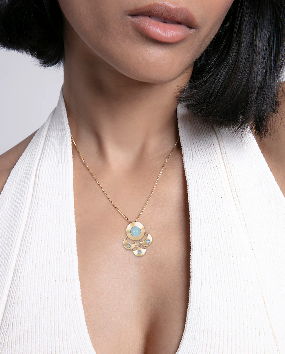 Collar de acero Ip dorado con colgante con cristal azul - Image 2