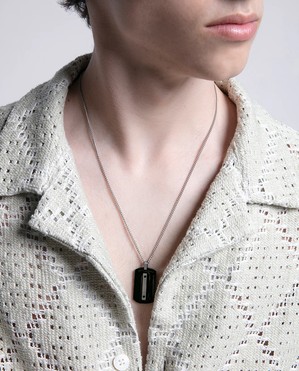 Collar de acero para hombre con placa colgante combinada en acero e Ip negro - Image 6
