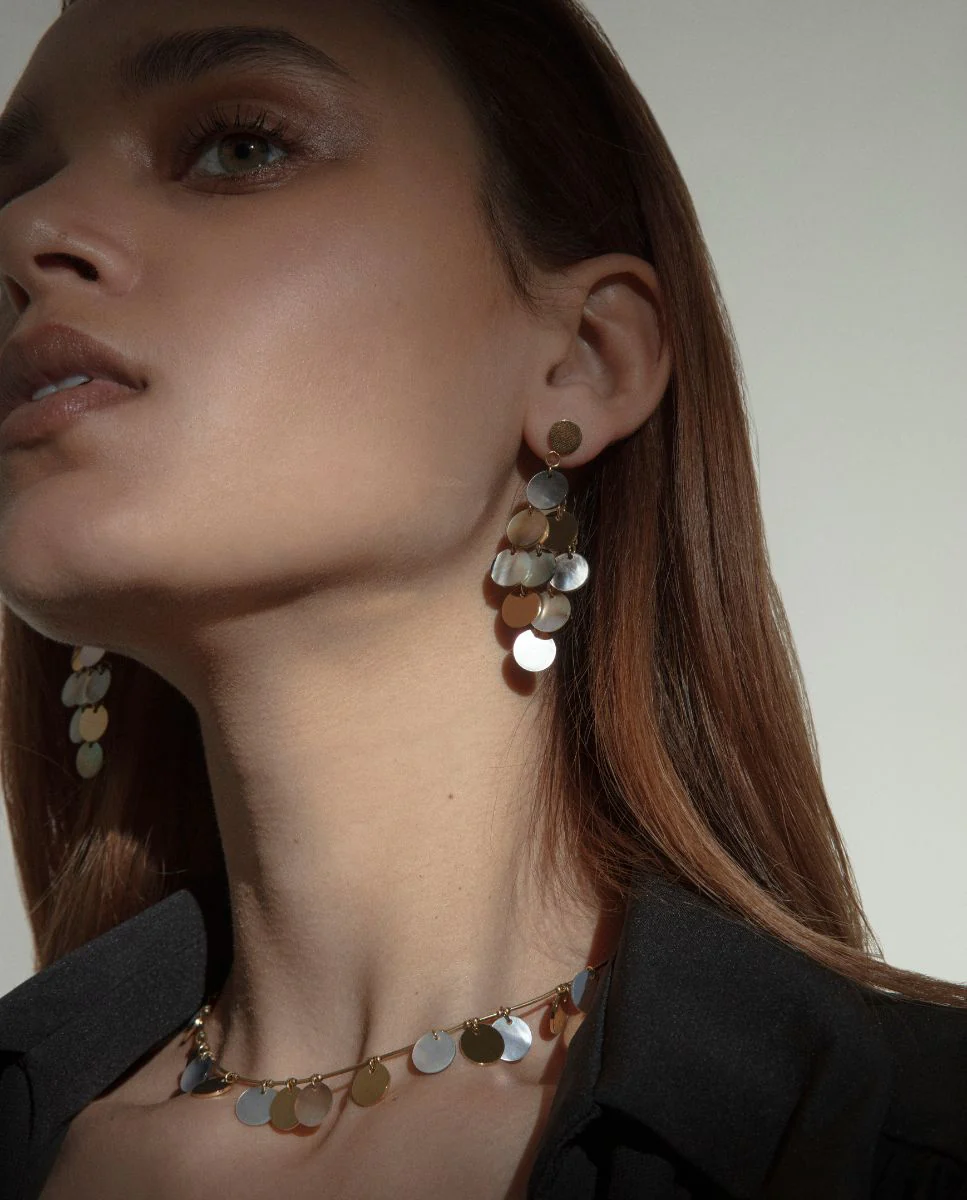 Collar  de  de mujer  de acero Ip dorado y madre perla - Image 3