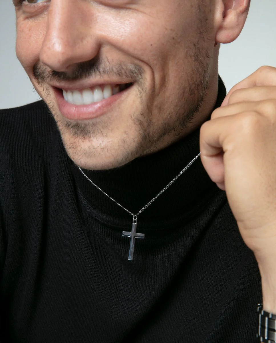 Collar de hombre  de acero y colgante  de cruz - Image 2