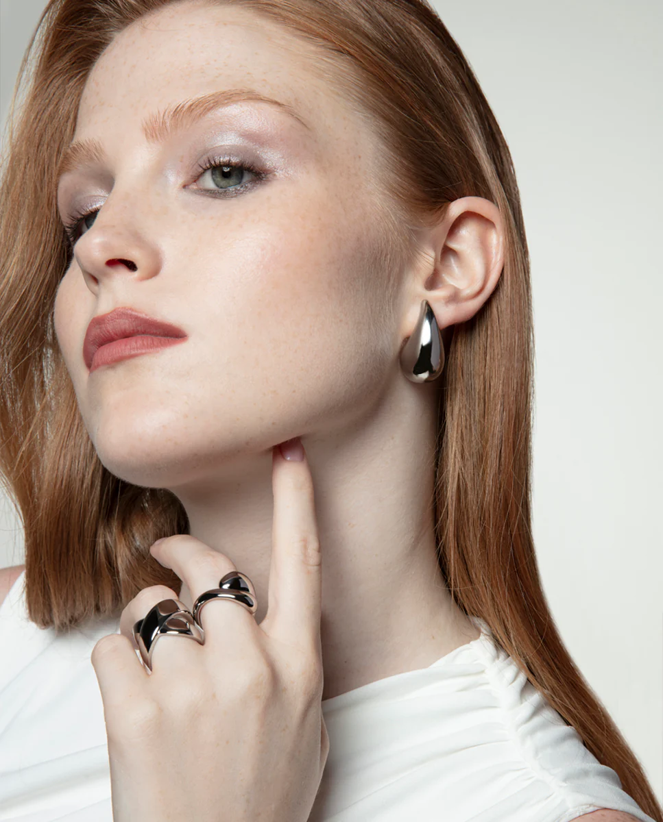 Pendientes de mujer  de acero en forma  de gota - Image 2