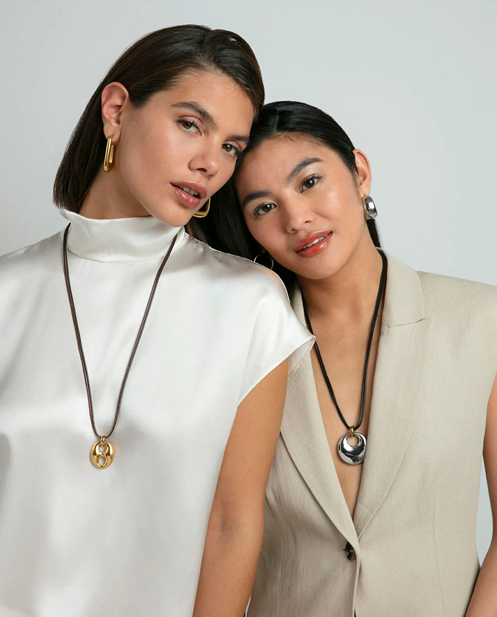 Pendientes de mujer de acero Ip dorado aro abierto rectangular - Image 3