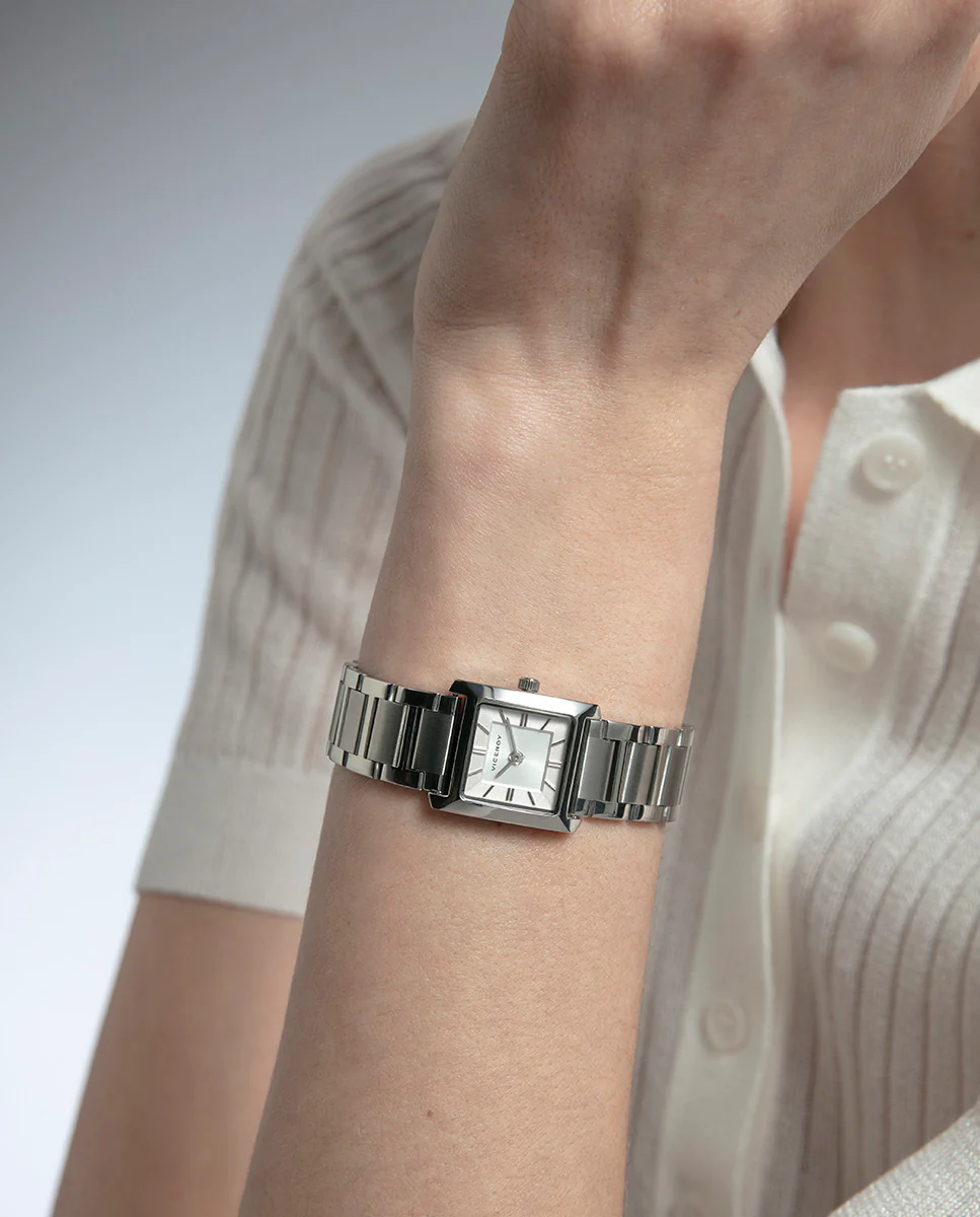Reloj de mujer Viceroy en acero, con esfera plata y diseño elegante de líneas limpias - Image 3